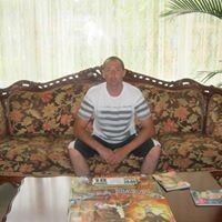  16276560  Yaroslav, 42 ,    