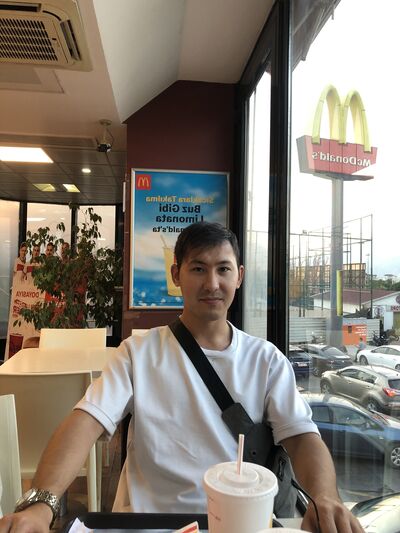  ,   Ali, 27 ,   ,   
