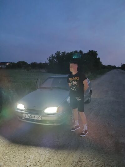  --,   Aleksei, 25 ,   ,   