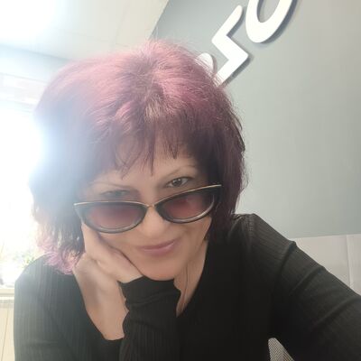 ,   Helga, 59 ,   ,   