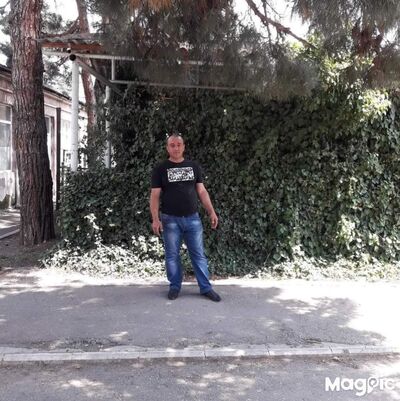  ,   Ruslan, 44 ,   ,   