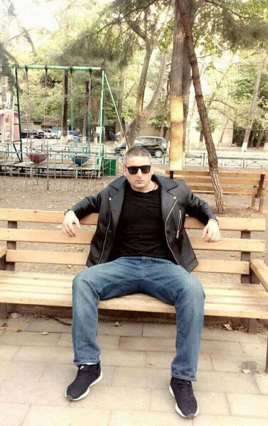  ,   Lasha, 42 ,   ,   
