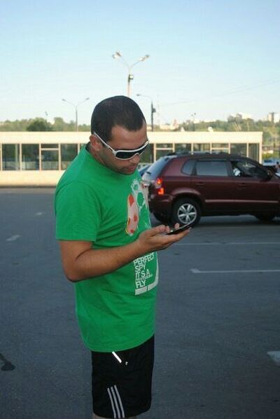   ,   Mezza, 42 ,   ,   , c , 