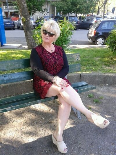  ,   Scarllet, 61 ,     , c 