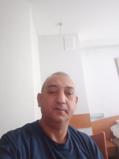  ,   Ilxam, 51 ,   ,   