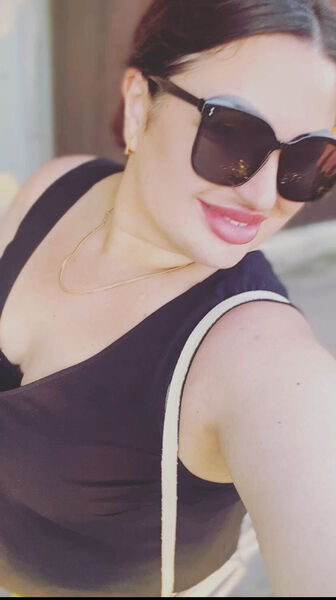  ,   Alina, 30 ,   