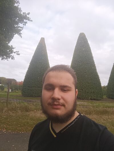  ,   Oleksandr, 22 ,   ,   