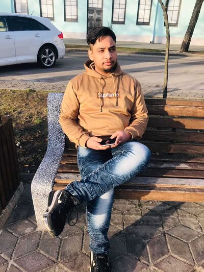  ,   Malik Bilal, 25 ,   ,   