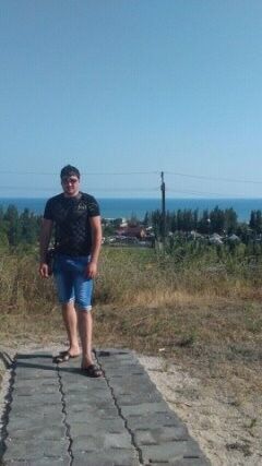  11894580  Andrey, 36 ,    