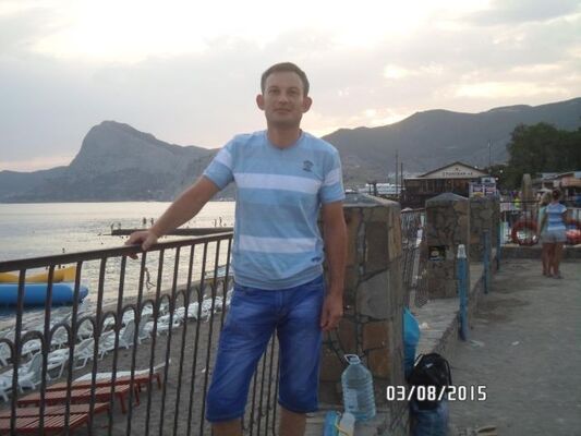  ,   Damir, 44 ,   