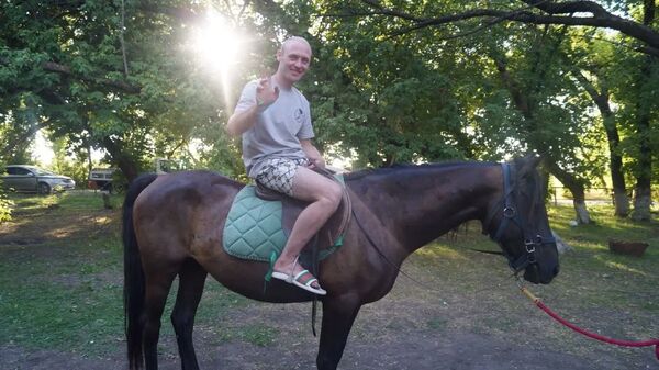  --,   Andrey, 35 ,   ,   