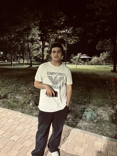  ,   Sandro, 24 ,   ,   