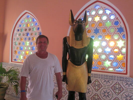  ,   Viktor, 66 ,   ,   , c 
