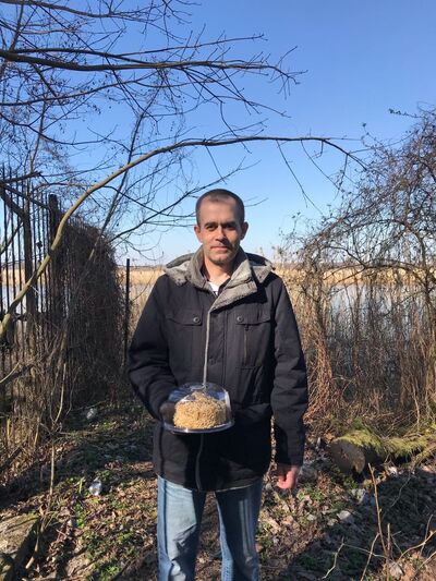  ,   Dima, 42 ,   ,   