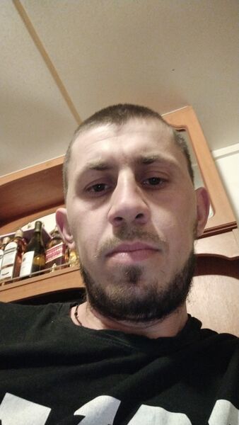 An Cabhan,   Constantin, 34 ,   ,   