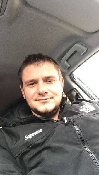  ,   Alex, 35 ,   ,   