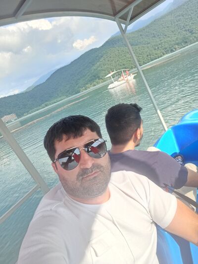  ,   Niko, 41 ,   ,   