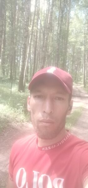  ,   Muhriddin, 32 ,   ,   