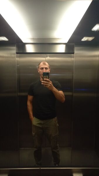  ,   Artur, 31 ,   ,   