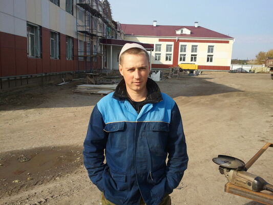  --,   Anton, 40 ,   ,   