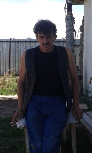  ,   Alex, 54 ,   