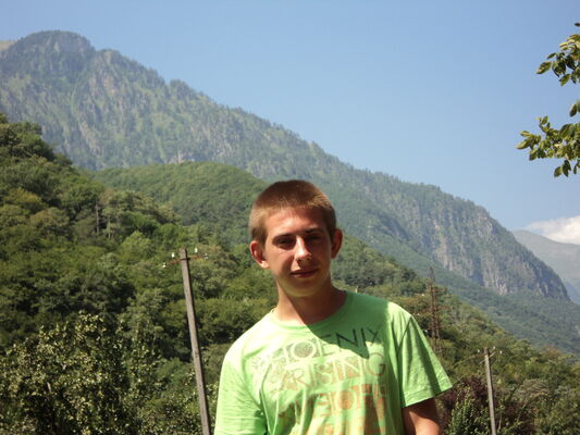  ,   Lyonchik, 38 ,   c 