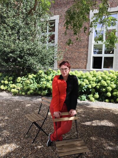  Sint-Truiden,   , 27 ,   c , 