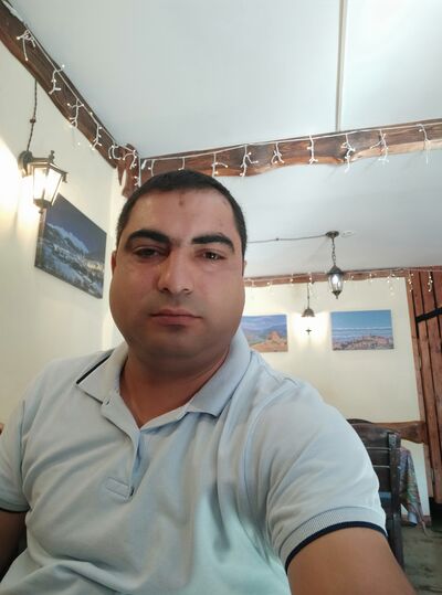  ,   Ruslan, 38 ,   ,   