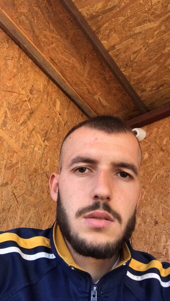  ,   Florian, 25 ,   ,   