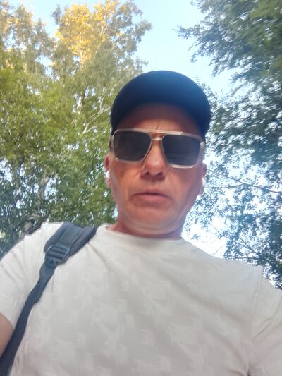  ,   Igor, 43 ,   ,   , c , 