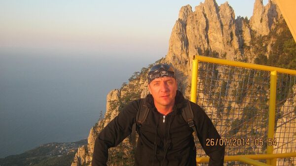  ,   Alex, 53 ,   