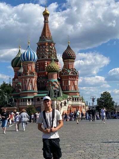  ,   Vladislav, 20 ,   ,   