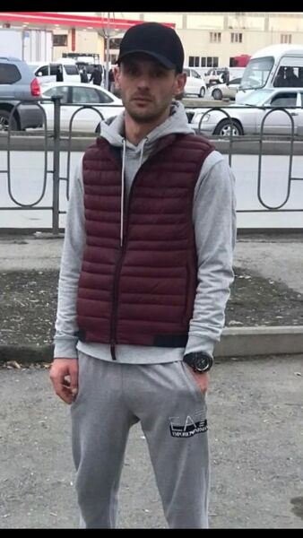  ,   Bill, 33 ,   ,   
