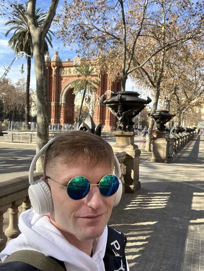  ,   Dima, 37 ,   ,   
