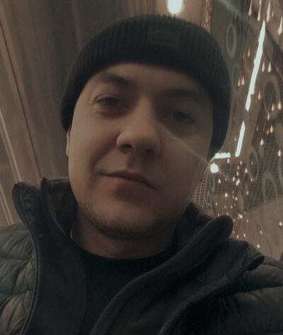  Praha,   Oleksii, 35 ,   ,   , c , 