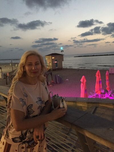  ,   Elena, 61 ,   ,   , c 