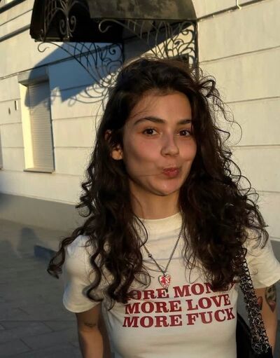  --,   , 24 ,   ,   