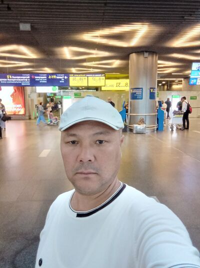  ,   Khasan, 43 ,   c 