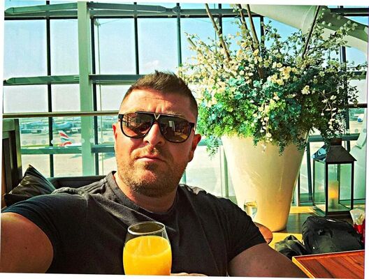  -,   Steven, 55 ,     , c 