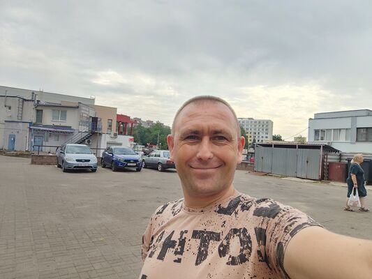  ,   Leonid, 43 ,   ,   , c , 