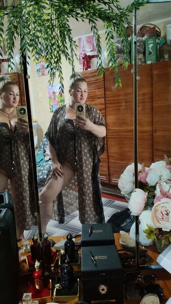  ,   Phoenix, 33 ,   ,   