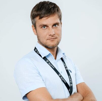  ,   Ruslan, 38 ,   ,   , c 