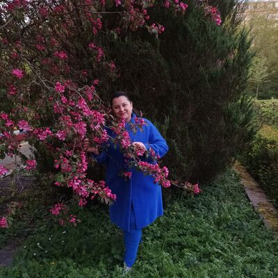  Kassel,   Yaroslava, 54 ,   c 
