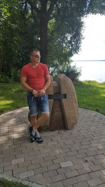  ,   Andrej, 43 ,   ,   , c 
