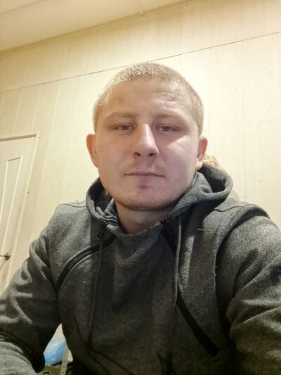   ,   Denis, 25 ,   ,   