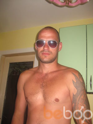  ,   Sergej, 38 ,   
