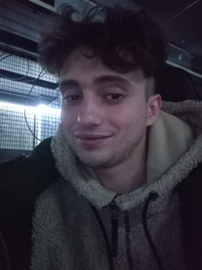  ,   Maxim, 24 ,   ,   , c 