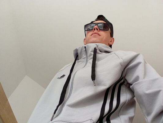  ,   Alexander, 22 ,   ,   , c 