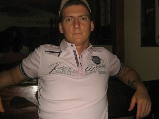  ,   Vadim, 41 ,  