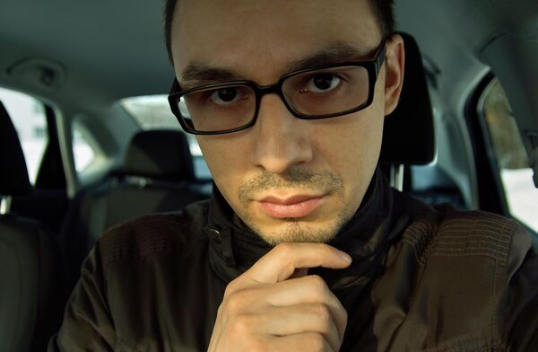  ,   Alex, 42 ,     , c 